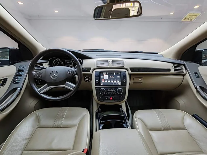 Mercedes-Benz R-Class — фото 11