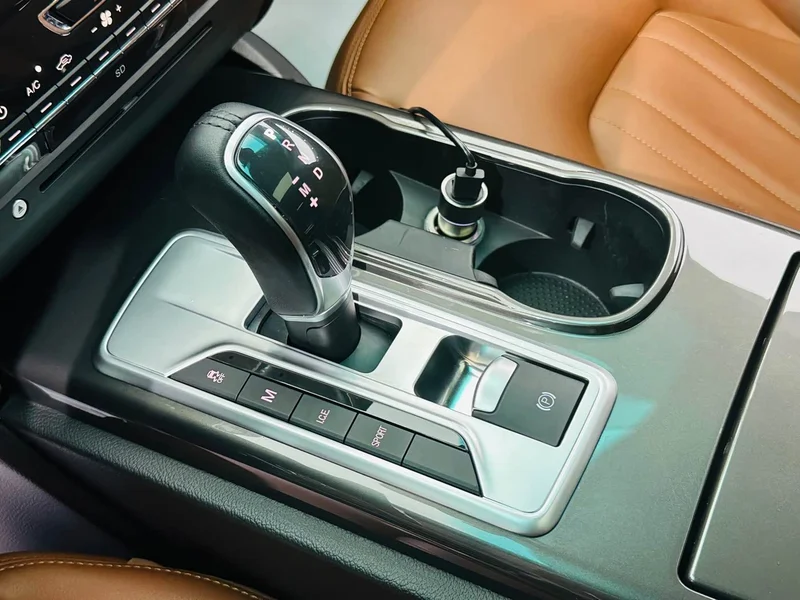 Maserati Ghibli — фото 11