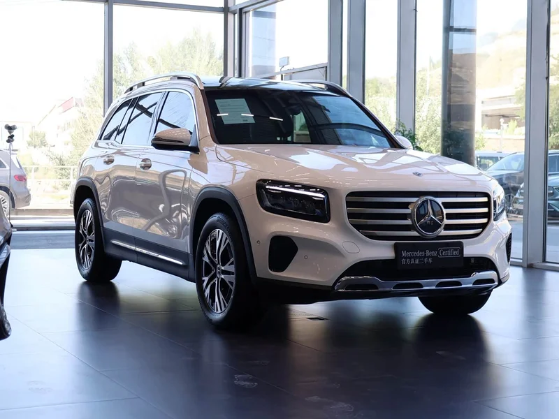 Mercedes-Benz GLB — фото 3