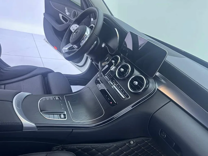 Mercedes-Benz C-Class — фото 11