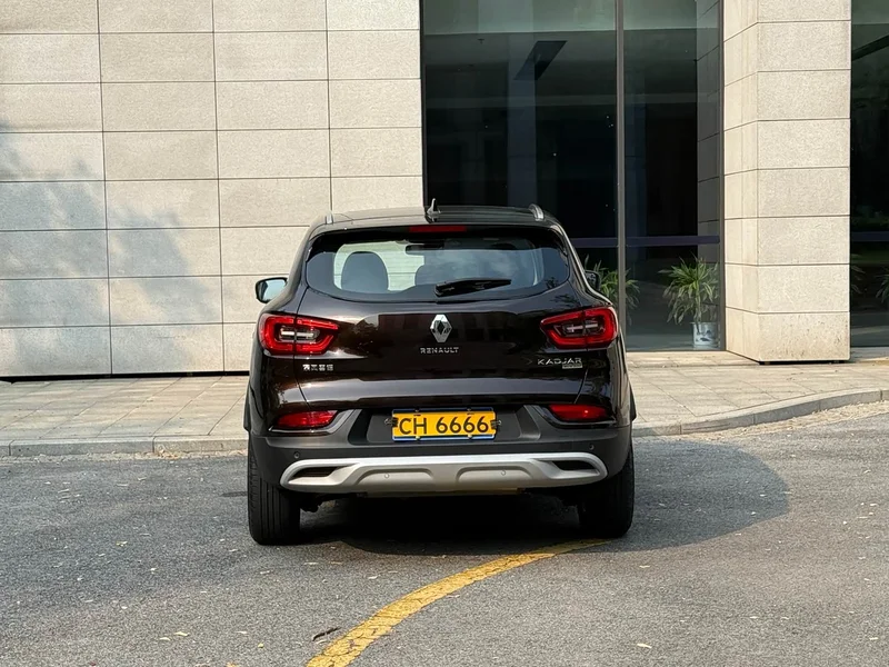 Renault Kadjar — фото 17