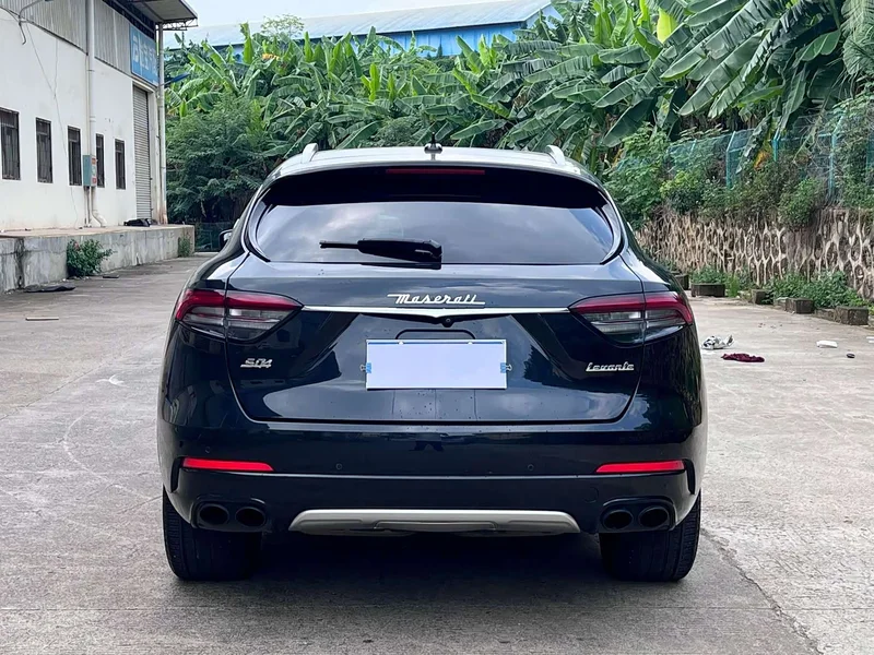 Maserati Levante — фото 5