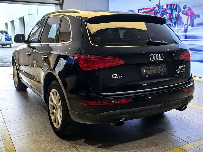 Audi Q5 — фото 9