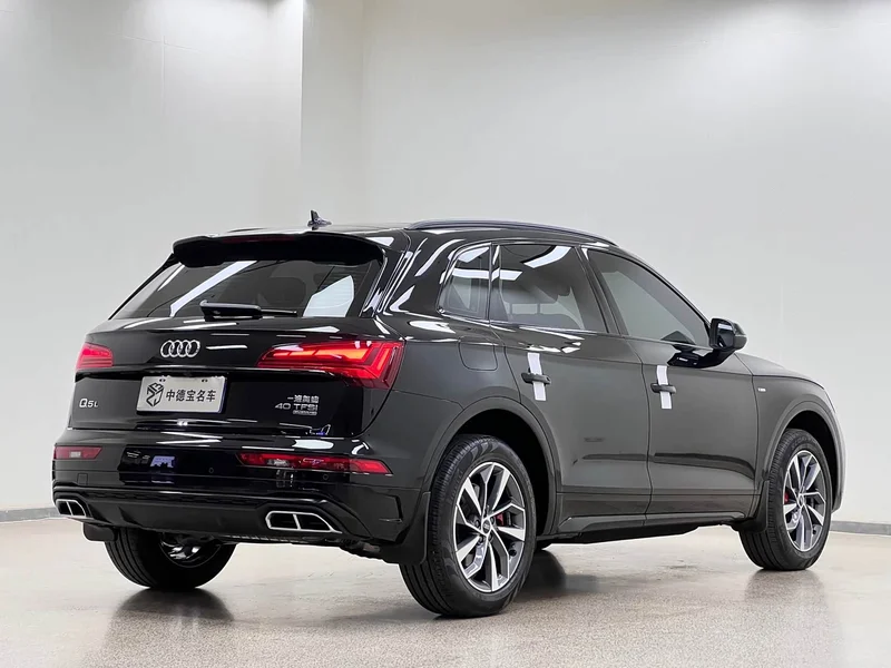 Audi Q5L — фото 4
