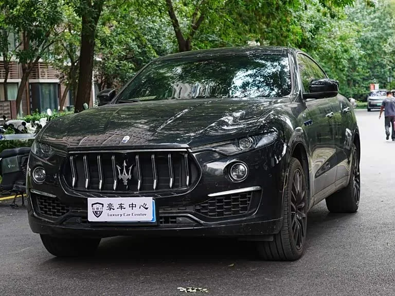 Maserati Levante — фото 7