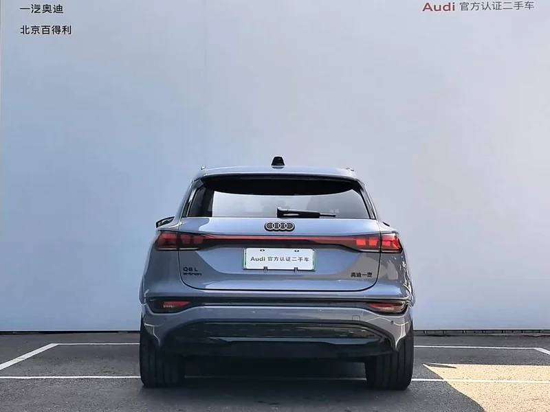 Audi Q6L e-tron — фото 14