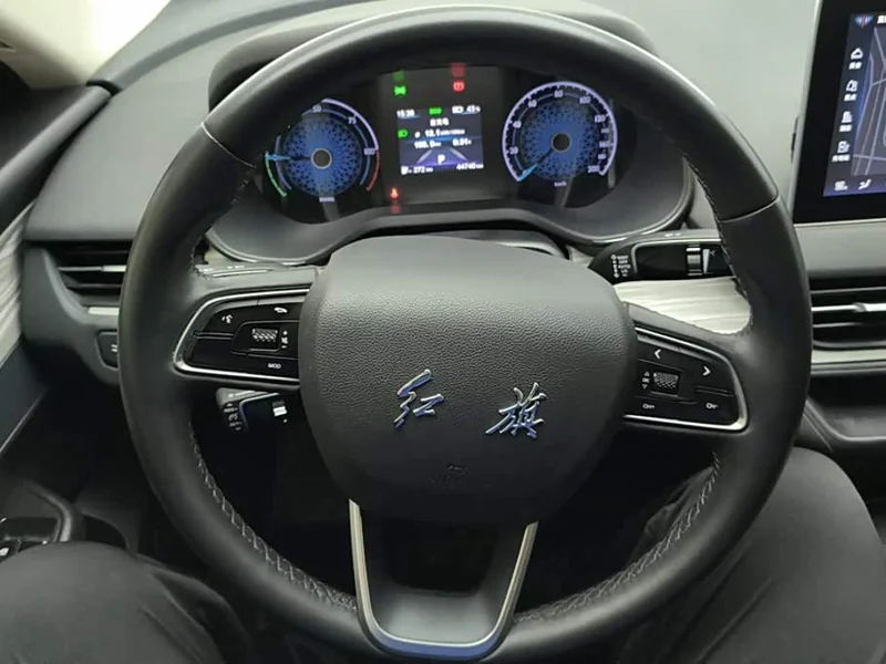 Hongqi E-QM5 — фото 15