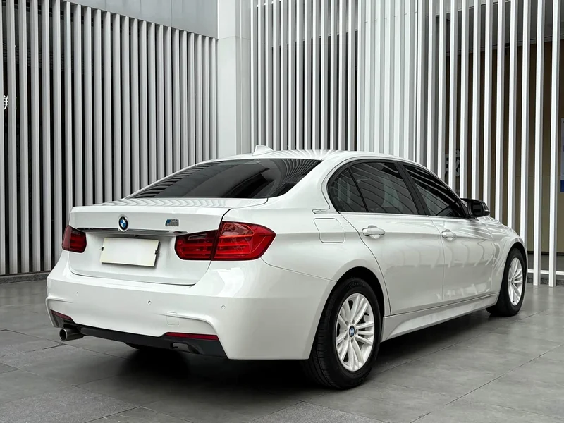 BMW 3-Series — фото 14