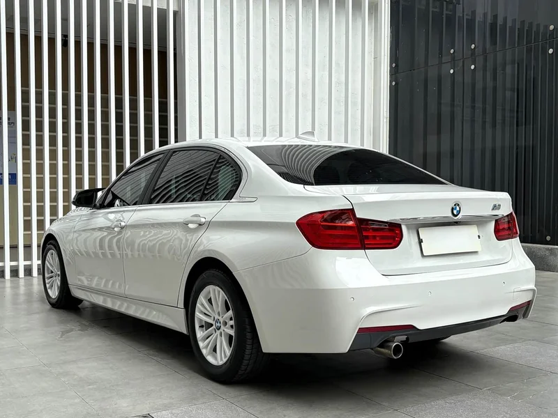 BMW 3-Series — фото 16