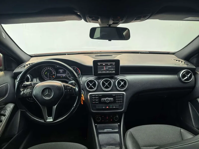 Mercedes-Benz A-Class (Imported) — фото 11