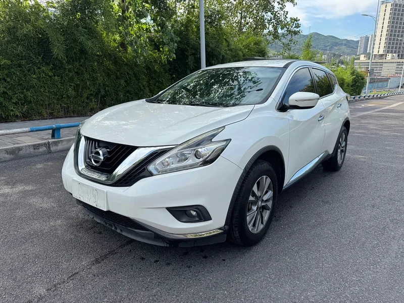 Nissan Murano — фото 1