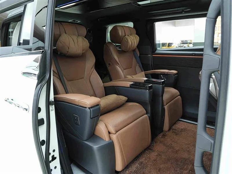 Toyota Vellfire — фото 12