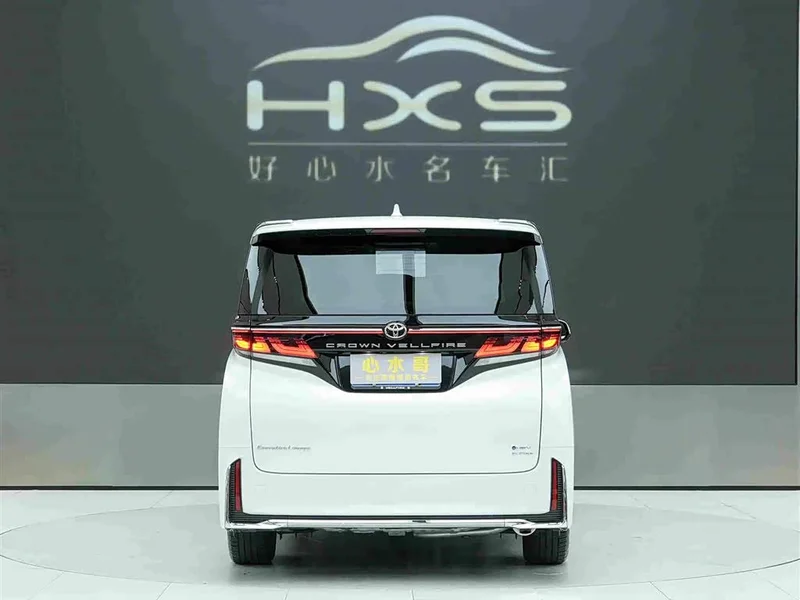 Toyota Vellfire — фото 5