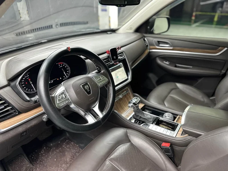 Roewe RX8 — фото 4