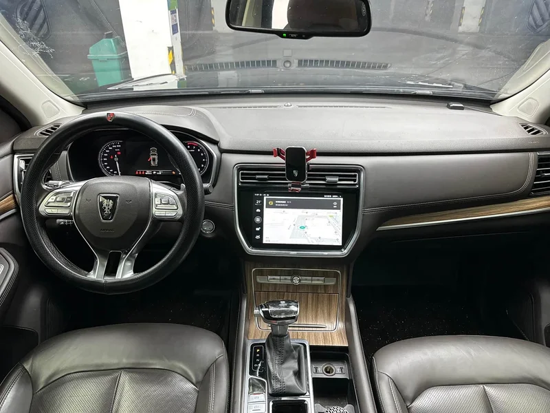 Roewe RX8 — фото 8