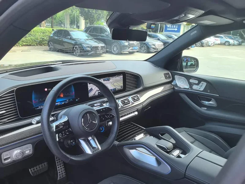 Mercedes-Benz GLE AMG — фото 12