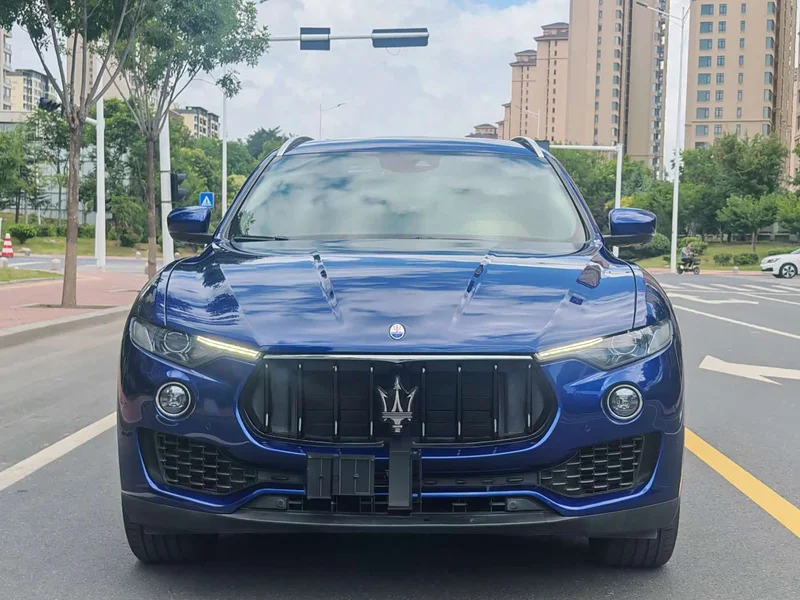 Maserati Levante — фото 2