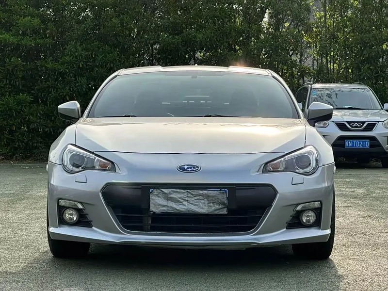 Subaru BRZ — фото 2
