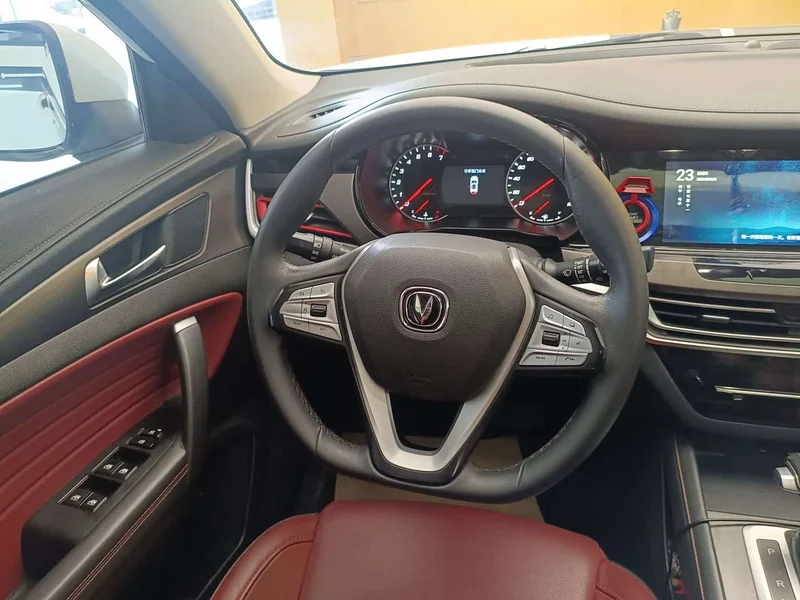 Changan CS35PLUS — фото 14