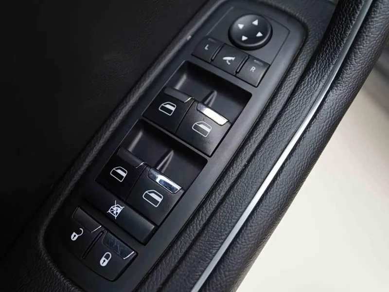 Maserati Levante — фото 15