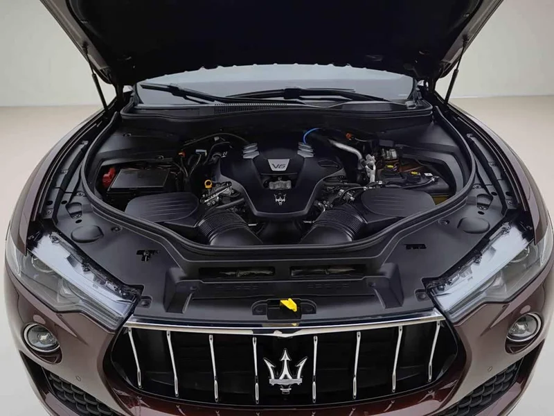 Maserati Levante — фото 9
