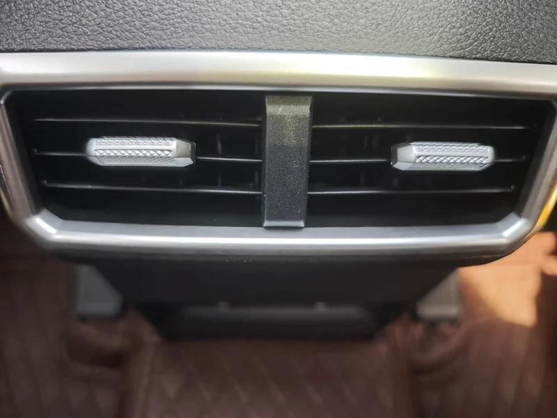 Kia Sportage — фото 15