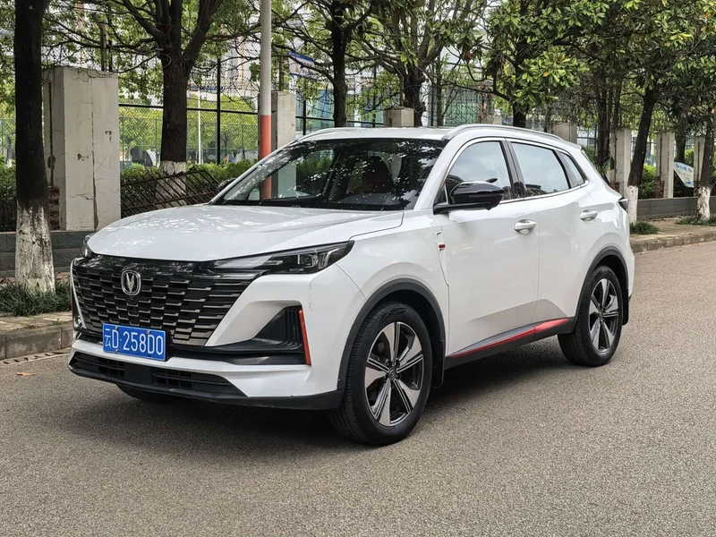 Changan CS55PLUS — фото 1