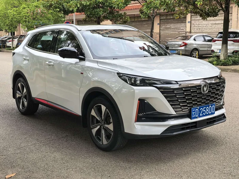 Changan CS55PLUS — фото 3