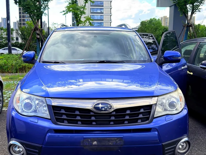 Subaru Forester — фото 9