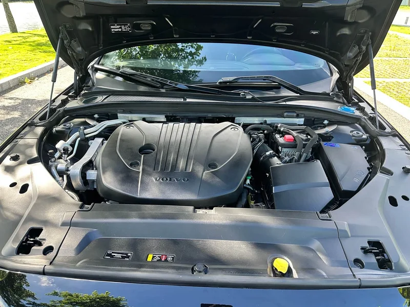 Volvo S90 — фото 18