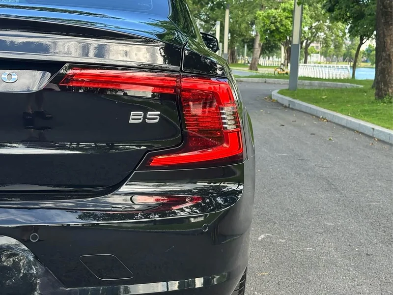Volvo S90 — фото 9