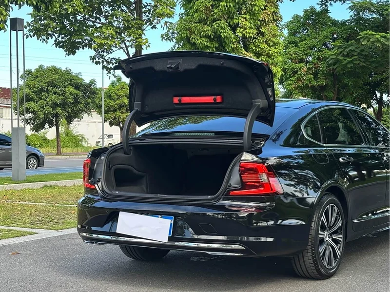 Volvo S90 — фото 10