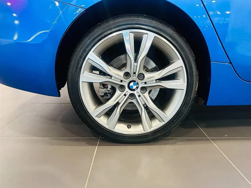 BMW 1-Series — фото 15