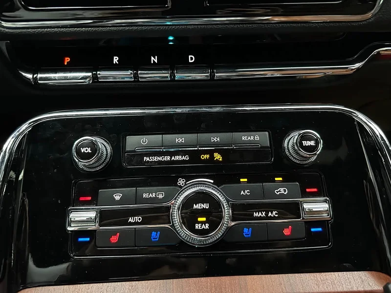 Lincoln Navigator — фото 10