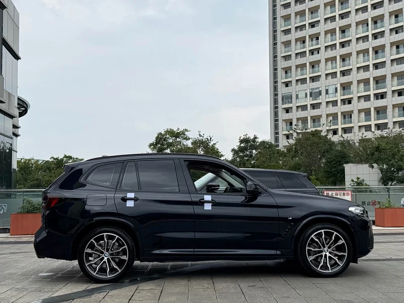 BMW X3 — фото 10