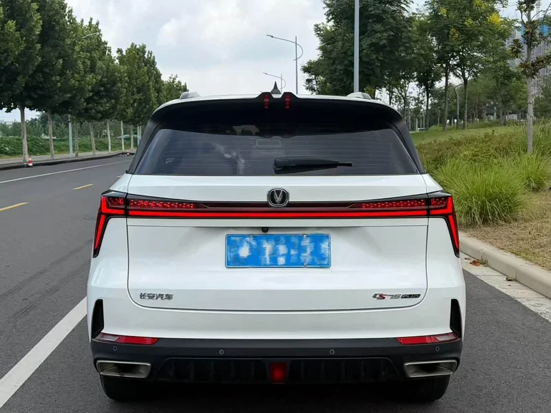 Changan CS75PLUS — фото 9