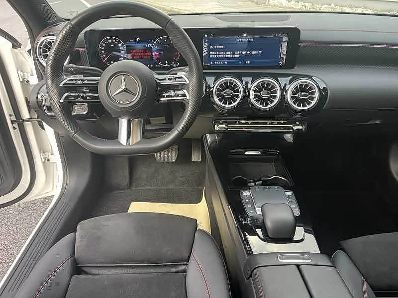 Mercedes-Benz A-Class — фото 13