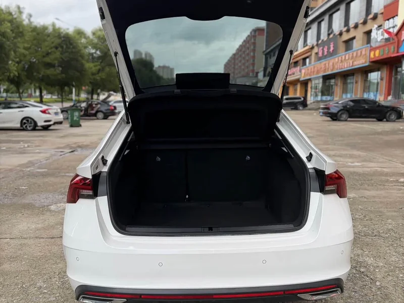 Volkswagen Octavia — фото 14