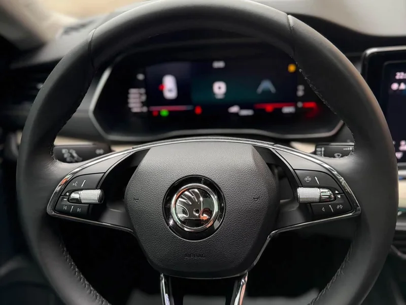 Volkswagen Octavia — фото 19