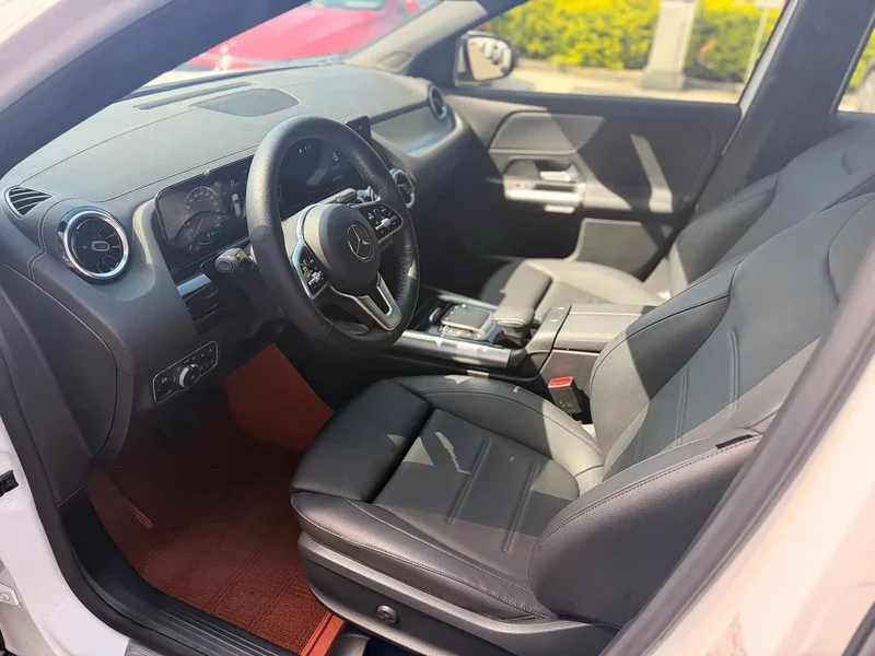 Mercedes-Benz GLA — фото 12