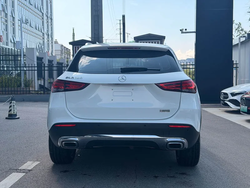 Mercedes-Benz GLA — фото 8