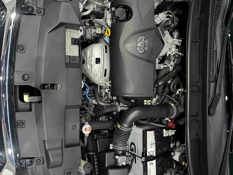 Toyota Yaris L — фото 15