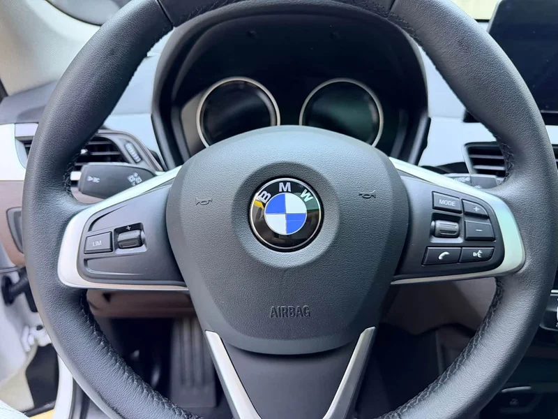 BMW X1 — фото 16