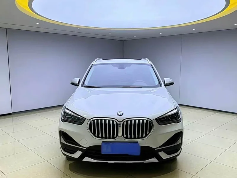 BMW X1 — фото 2