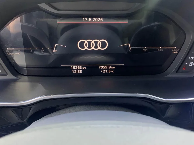 Audi Q3 — фото 6