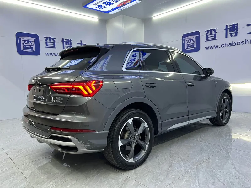 Audi Q3 — фото 17