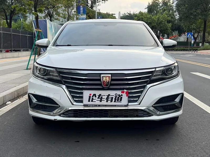 Roewe i6 Classic — фото 23