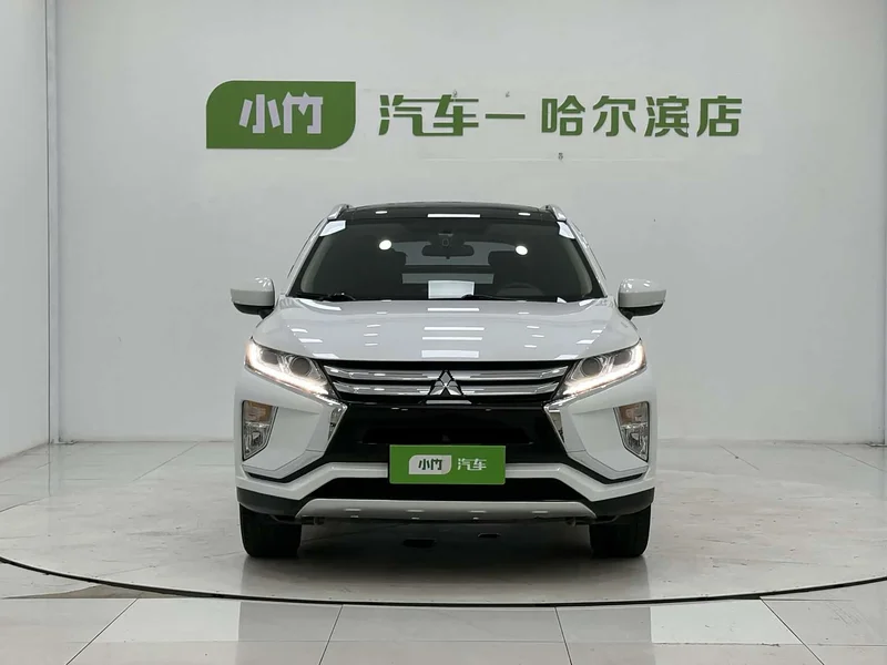 Mitsubishi Eclipse Cross — фото 2