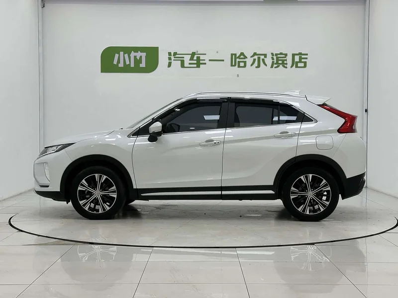 Mitsubishi Eclipse Cross — фото 5
