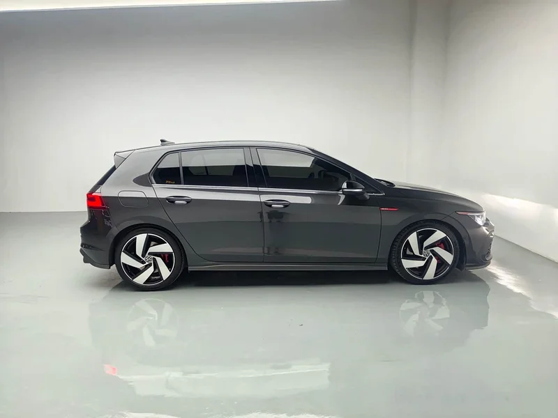 Volkswagen Golf — фото 5